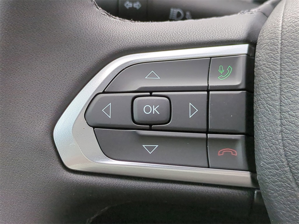 2025 Jeep Compass Latitude photo 21