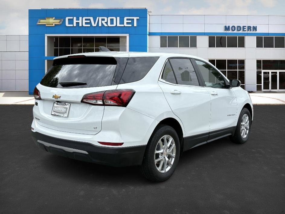 2023 Chevrolet Equinox LT photo 4