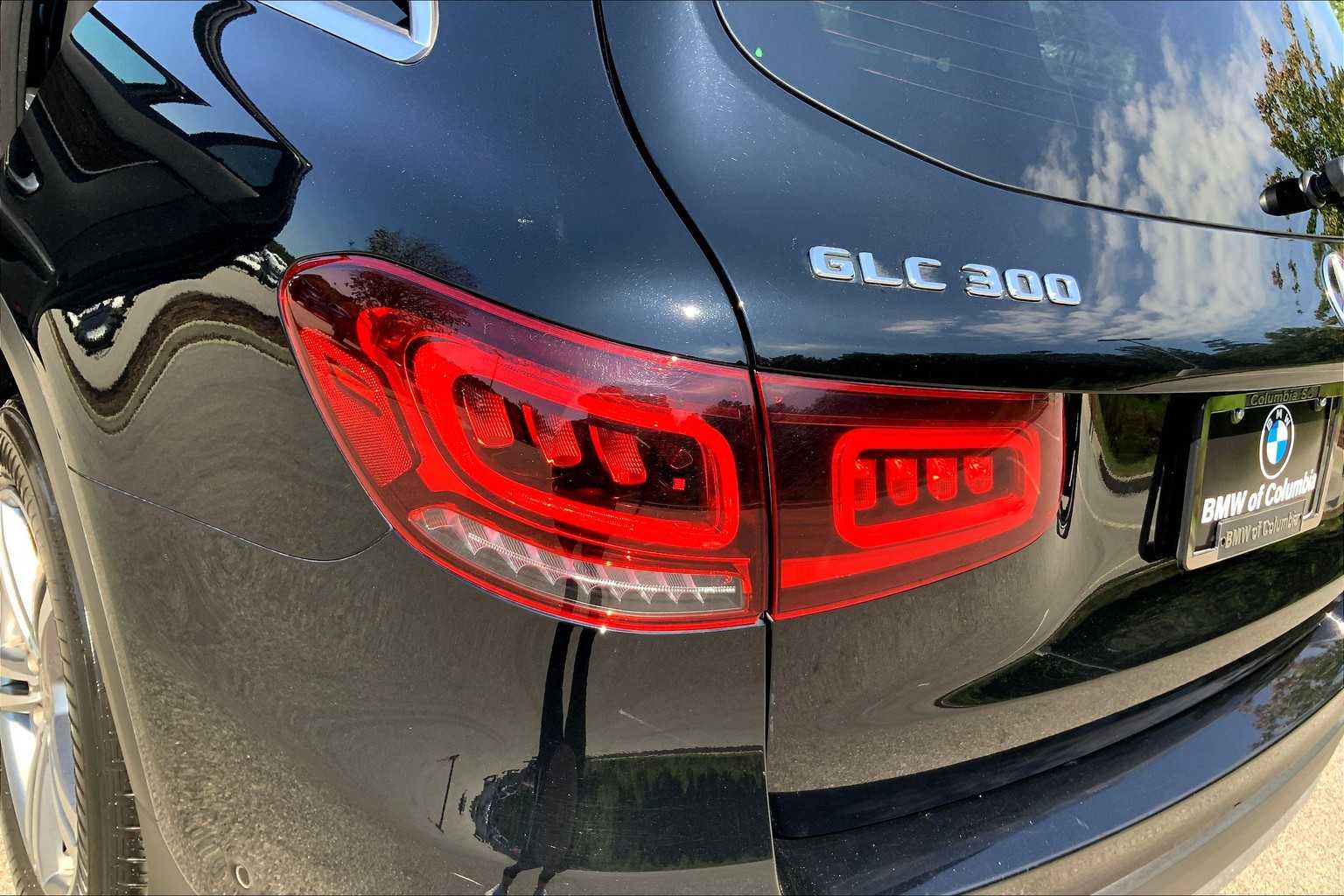 2021 Mercedes Benz GLC 300 photo 30