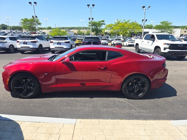 2021 Chevrolet Camaro 1LT photo 4