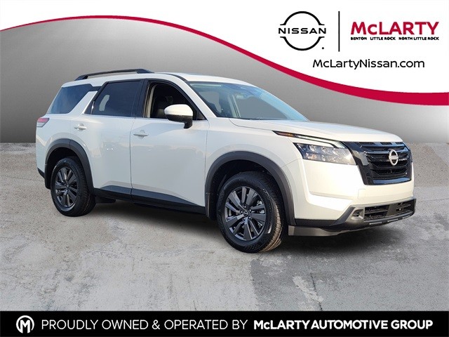 2025 Nissan Pathfinder SV's photo