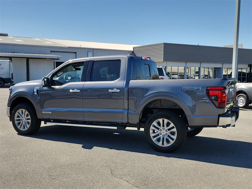 2025 Ford F-150 XLT photo 6