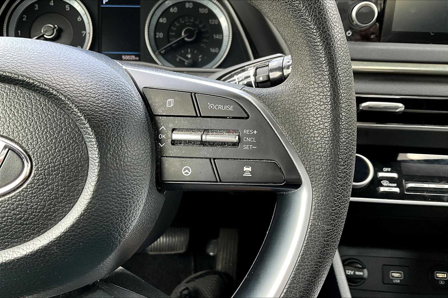 2022 Hyundai Sonata SEL photo 23