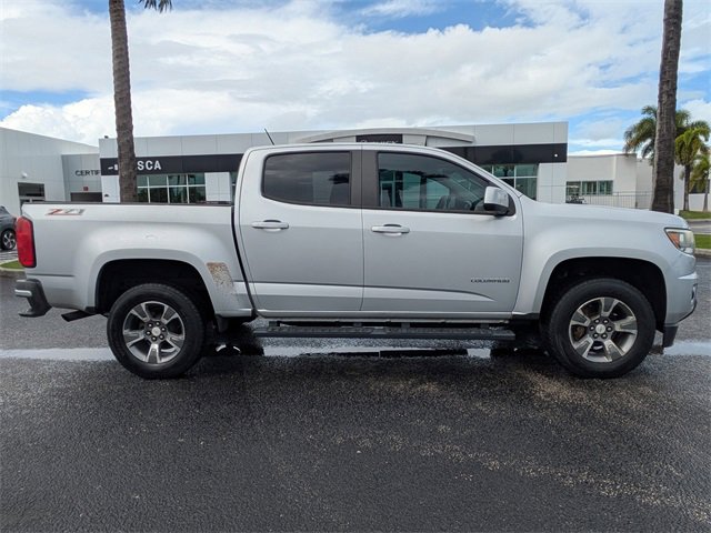 2017 Chevrolet Colorado Z71 photo 2