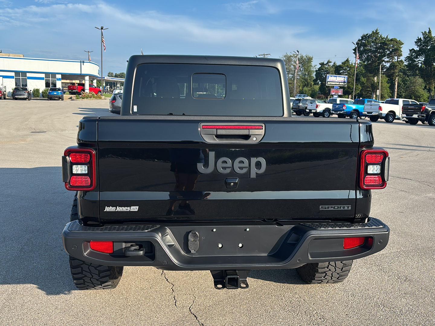 2020 Jeep Gladiator Sport S photo 13