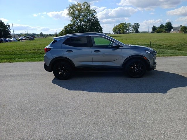 2024 Buick Encore GX Sport Touring photo 6