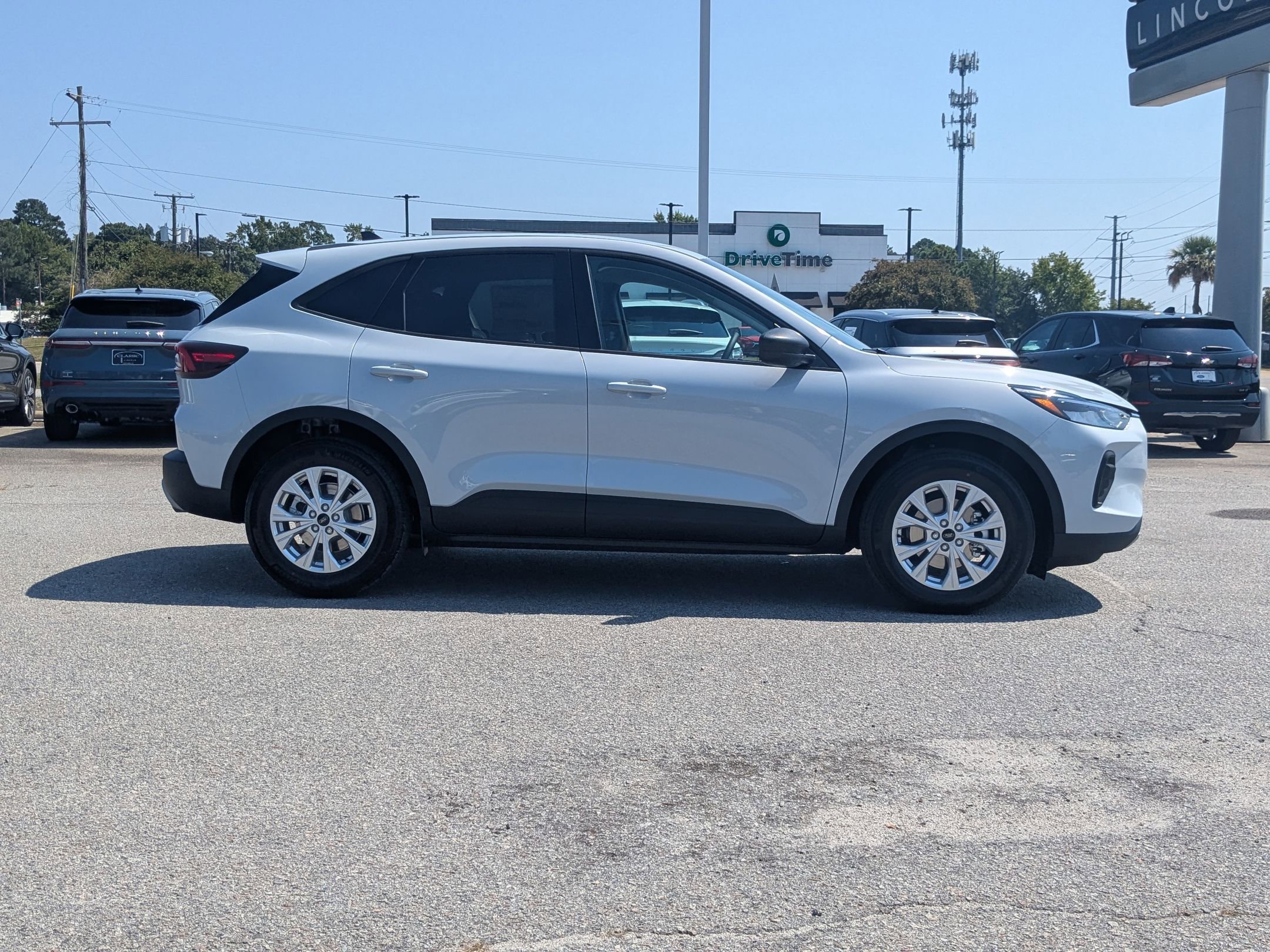2025 Ford Escape Active photo 4