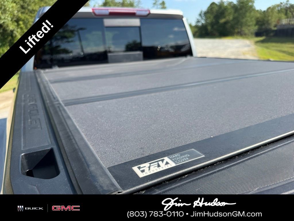 2023 Chevrolet Silverado 1500 RST photo 17