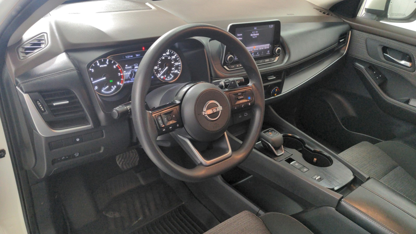 Used 2023 WHITE Nissan SV image 14