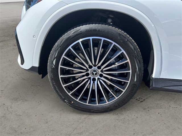 2025 Mercedes Benz GLC 350e 4MATIC photo 14