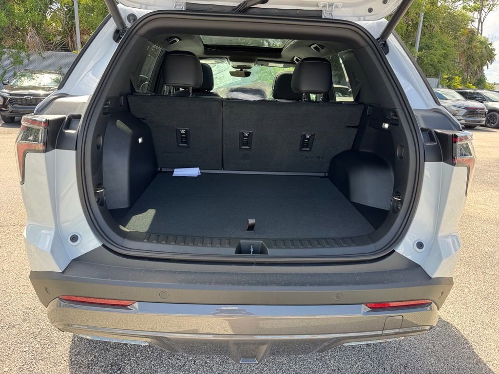 2026 Chevrolet Equinox ACTIV photo 8
