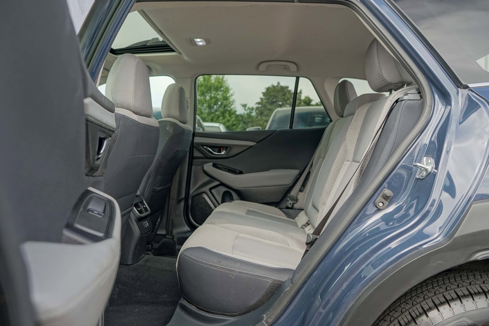 2023 Subaru Outback Premium photo 13