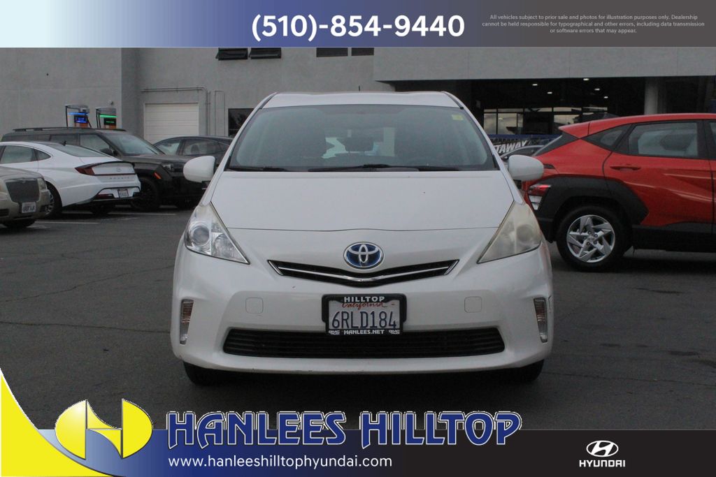 2012 Toyota Prius V Three photo 4