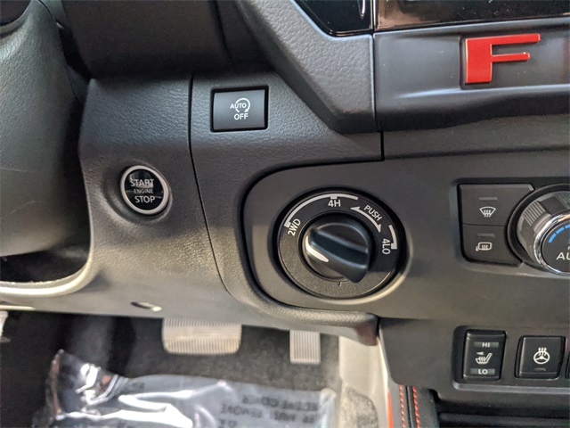 2025 Nissan Frontier PRO-4X photo 21