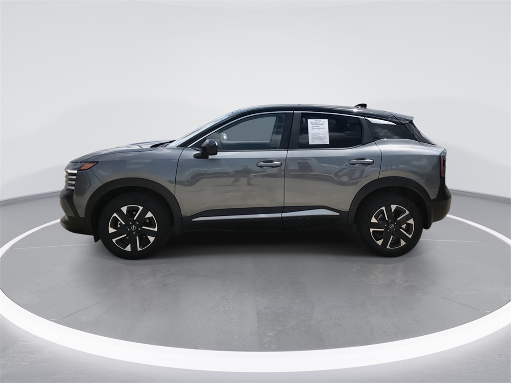 2025 Nissan Kicks SV photo 5