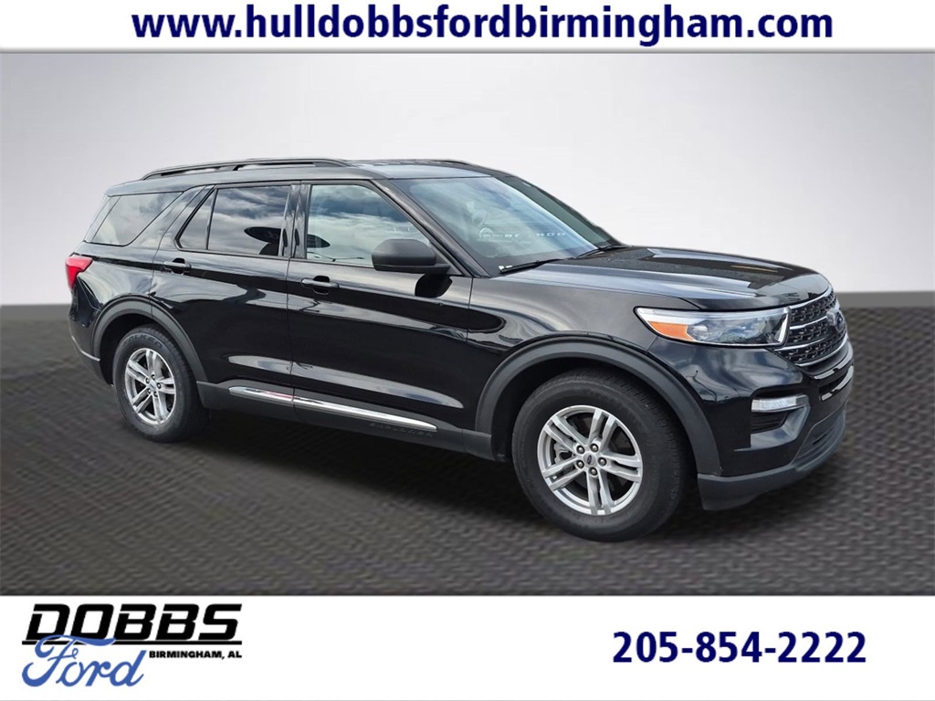 2023 Ford Explorer XLT's photo