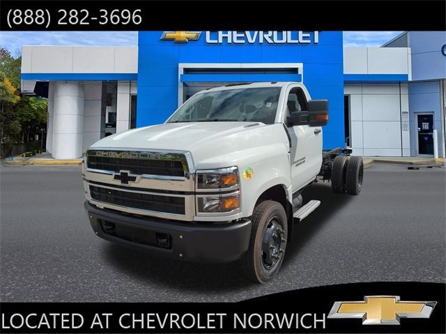 2024 Chevrolet Silverado 4500 Medium Duty Chassis Cab Work Truck's photo