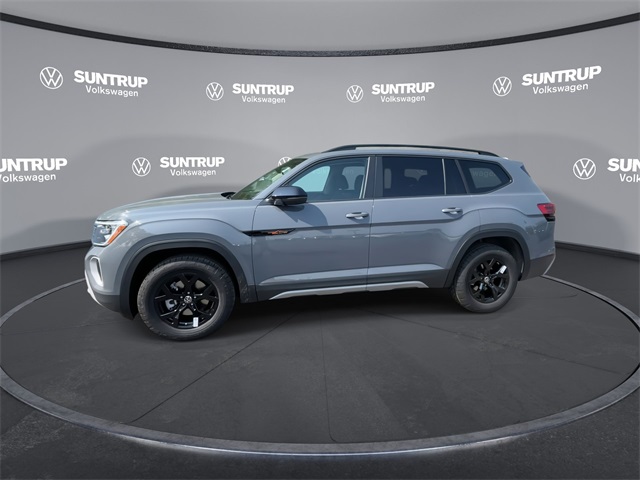 2025 Volkswagen Atlas Peak Edition SE photo 10