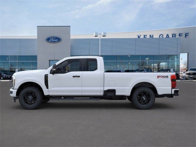 2024 Ford F-350 XL photo 3