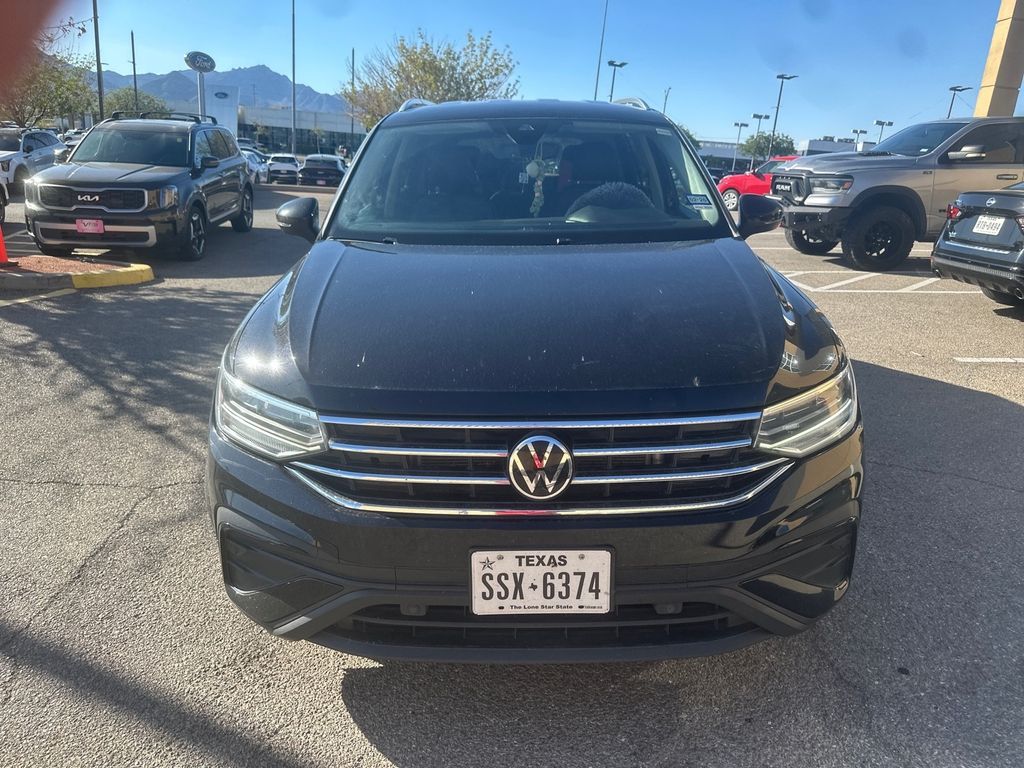 2023 Volkswagen Tiguan SE photo 10