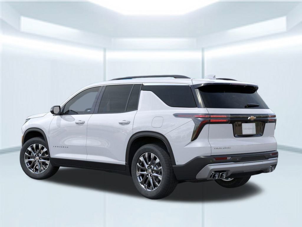 2026 Chevrolet Traverse photo 2