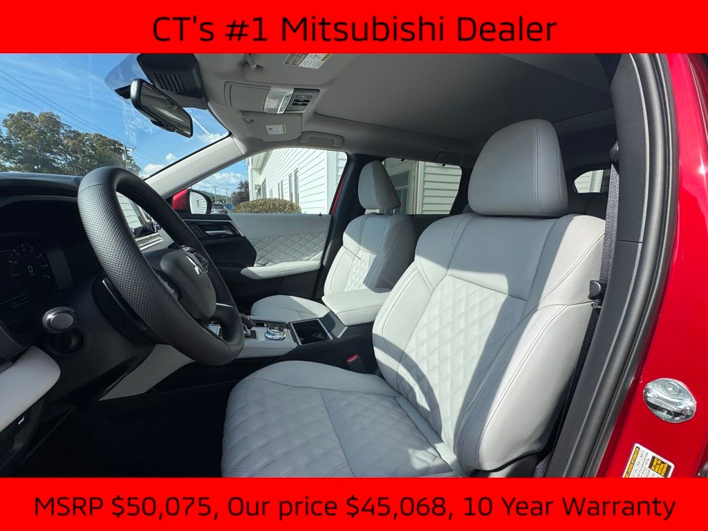 2025 Mitsubishi Outlander PHEV SEL photo 8