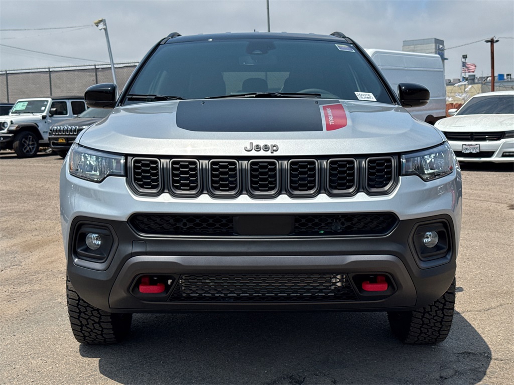 2025 Jeep Compass Trailhawk photo 4
