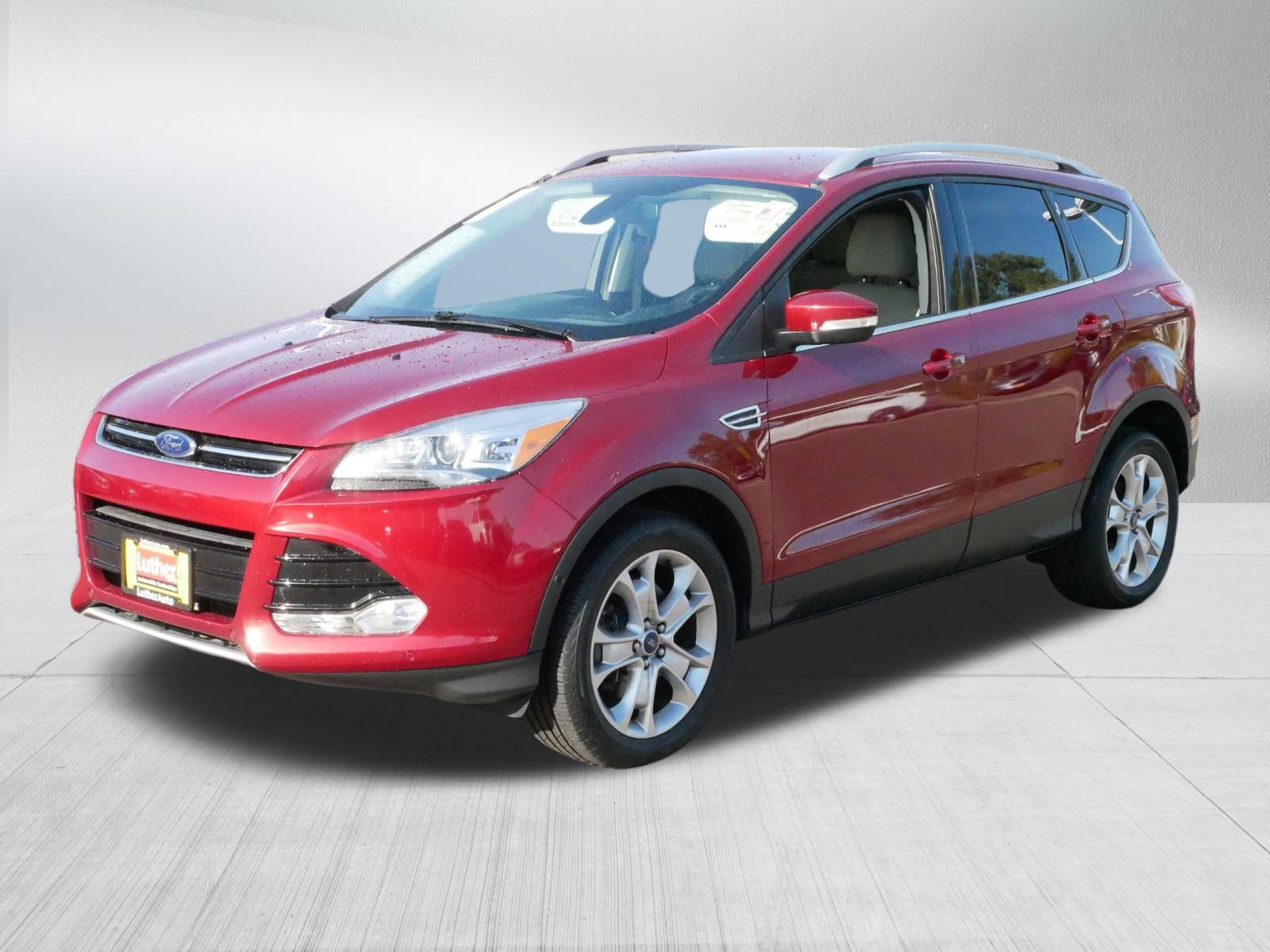 2016 Ford Escape Titanium photo 2