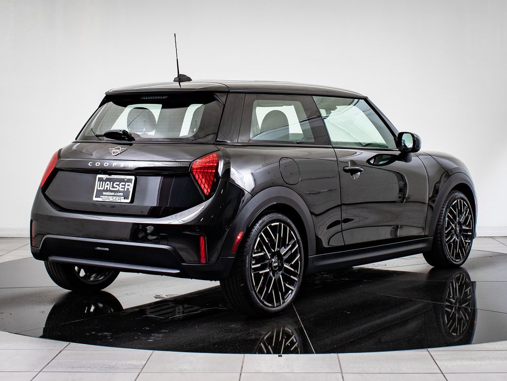 2025 Mini Cooper Signature photo 10