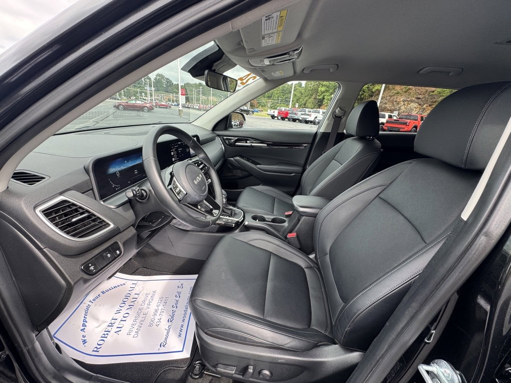 2024 Kia Seltos EX photo 15