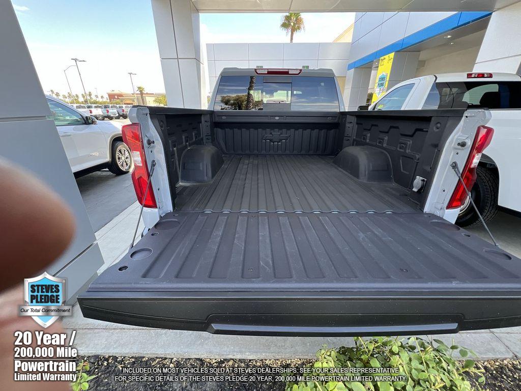 2025 Chevrolet Silverado 1500 RST photo 29