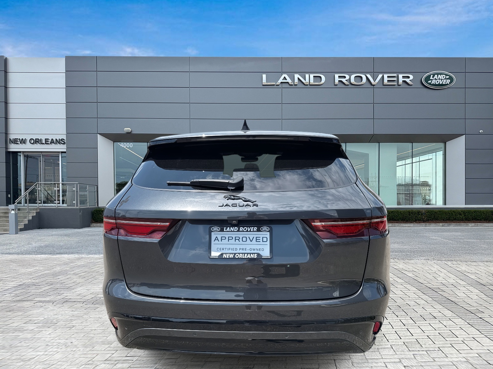 2025 Jaguar F-PACE P250 R-Dynamic S photo 5