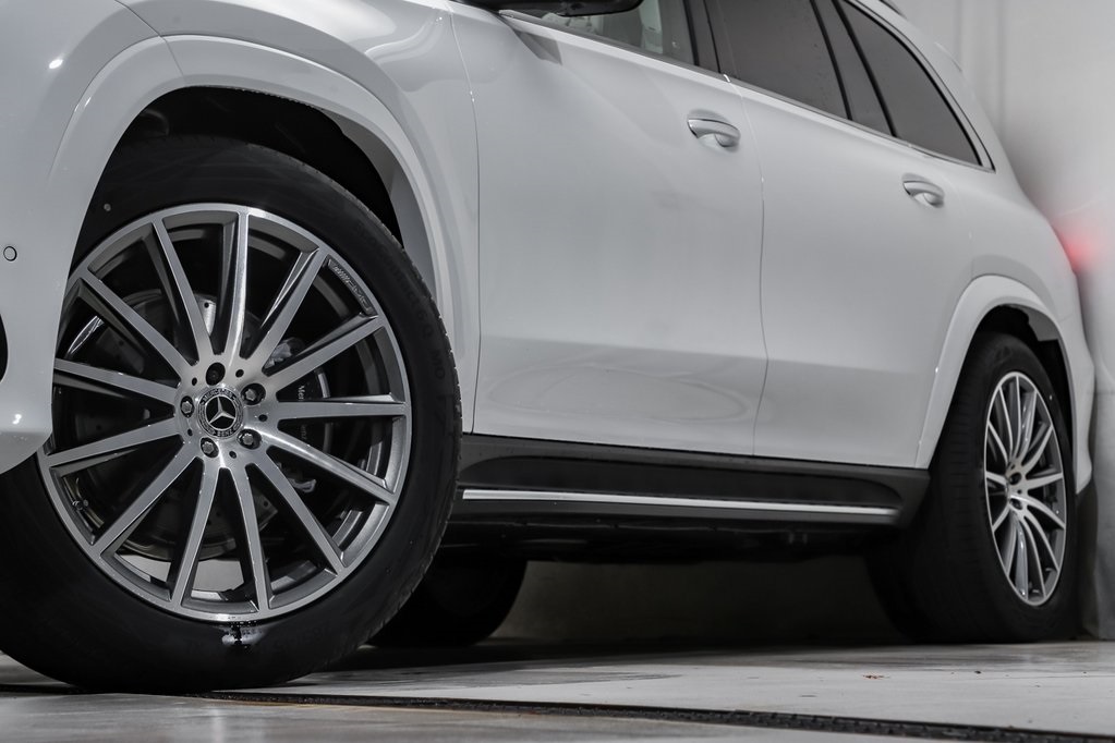 2026 Mercedes Benz GLS 580 4MATIC photo 21