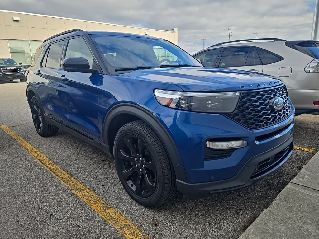 2020 Ford Explorer ST photo 2