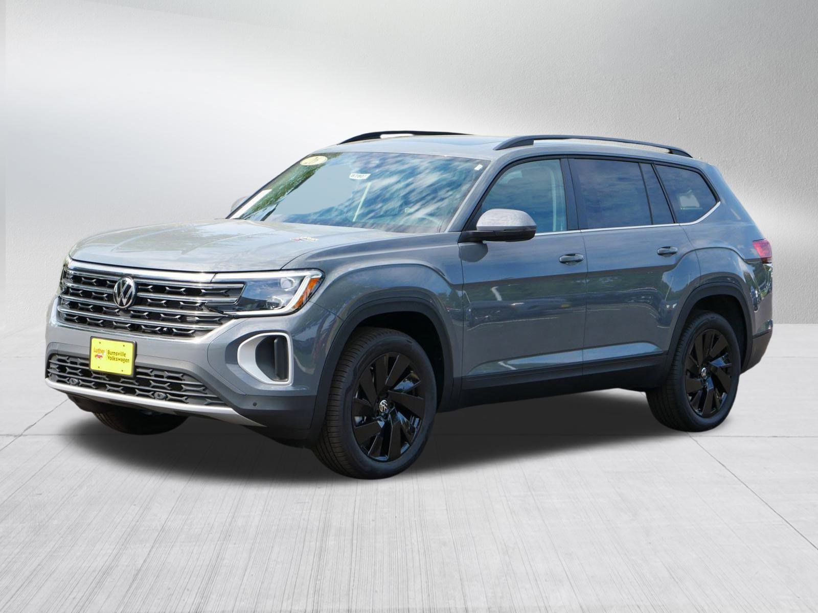 2026 Volkswagen Atlas SE Technology photo 2