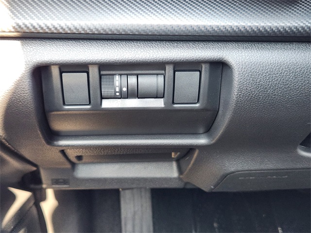 2025 Subaru Crosstrek Premium photo 18