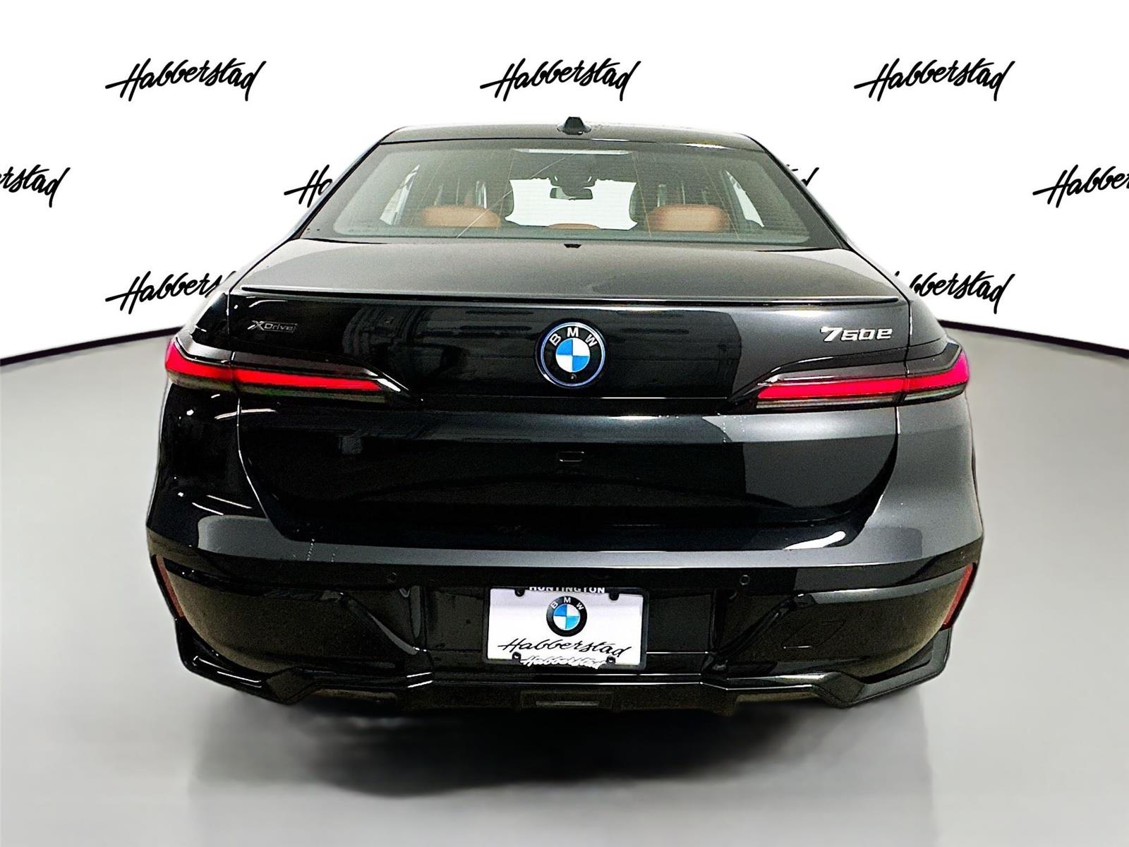 2026 Bmw 750e photo 6