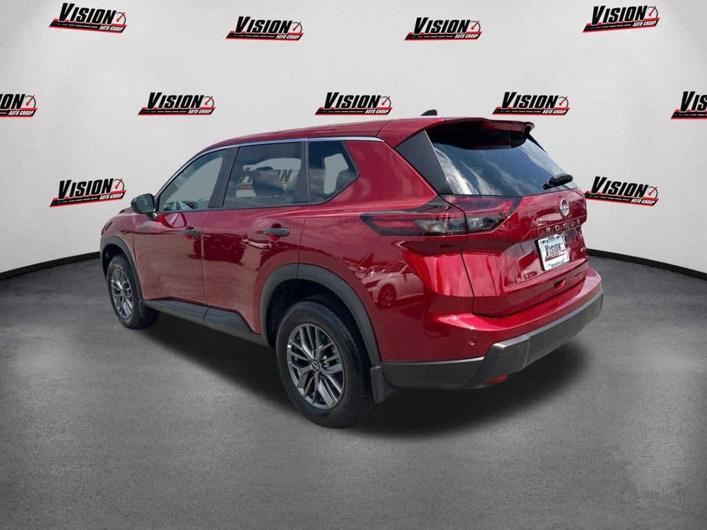 2025 Nissan Rogue S photo 7