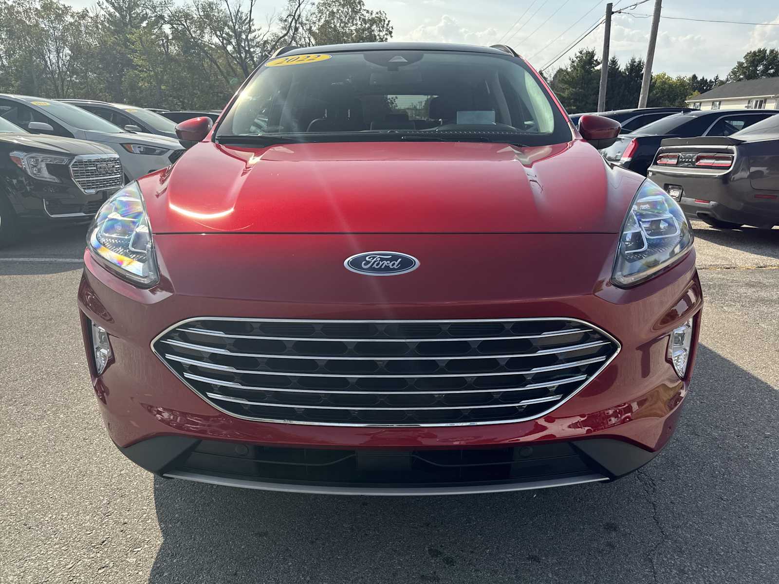 2022 Ford Escape Titanium photo 2