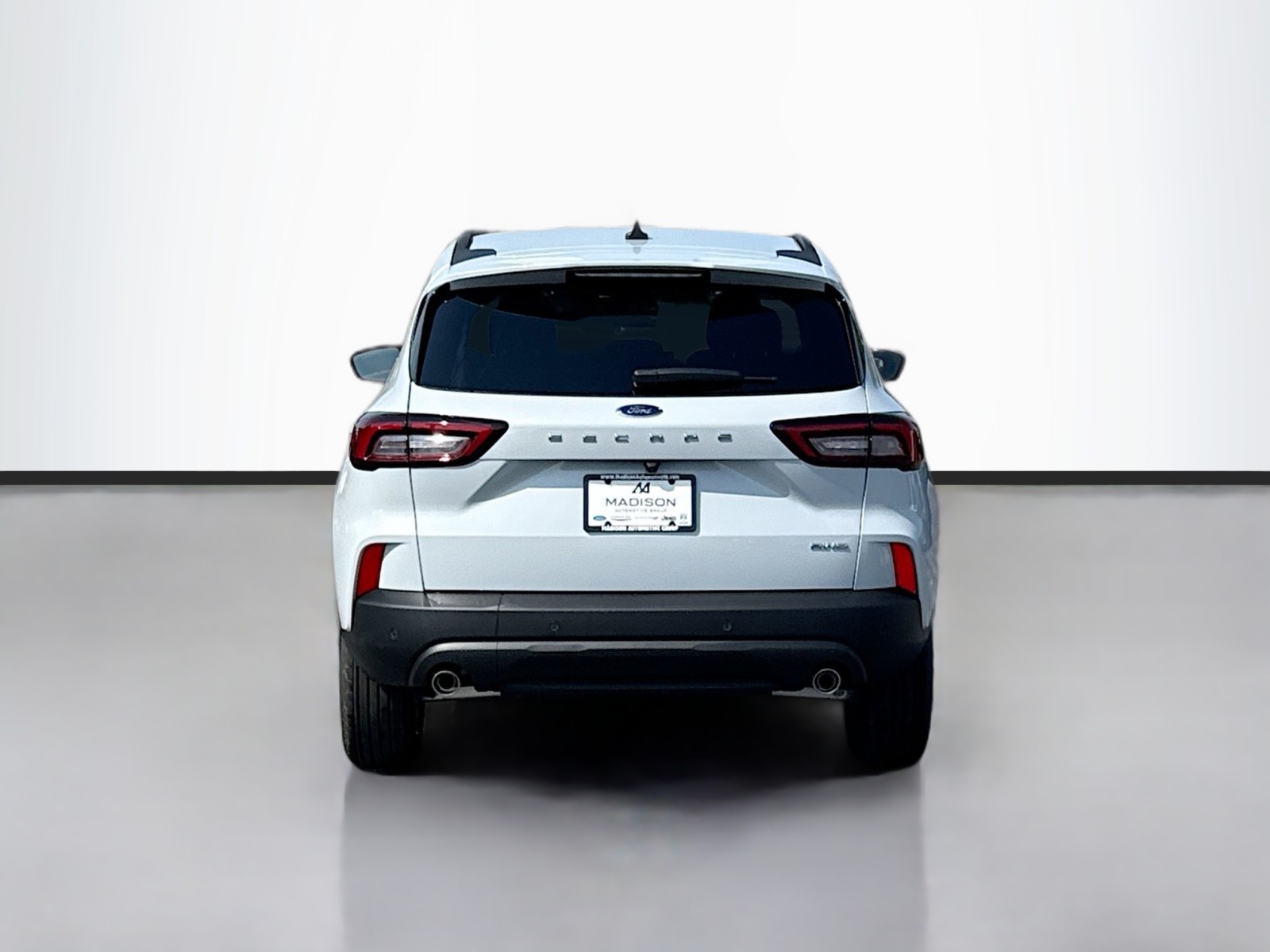 2026 Ford Escape ST-Line photo 6