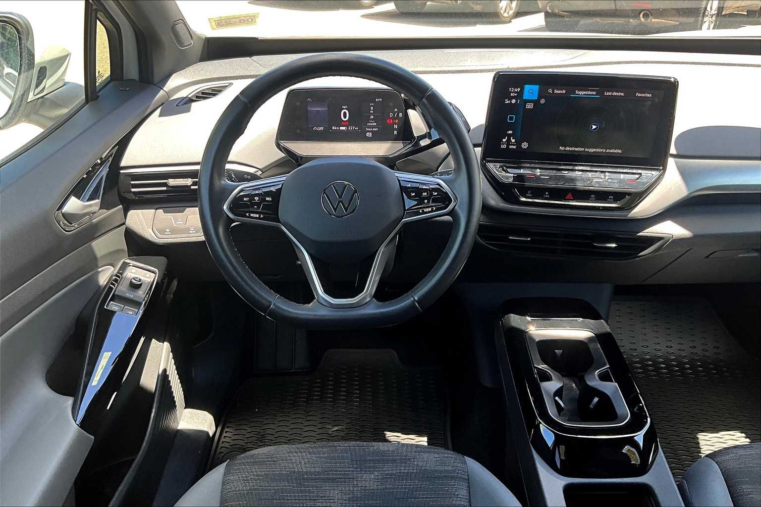 Used 2021 Volkswagen ID.4 PRO with VIN WVGRMPE27MP028031 for sale in North Attleborough, MA