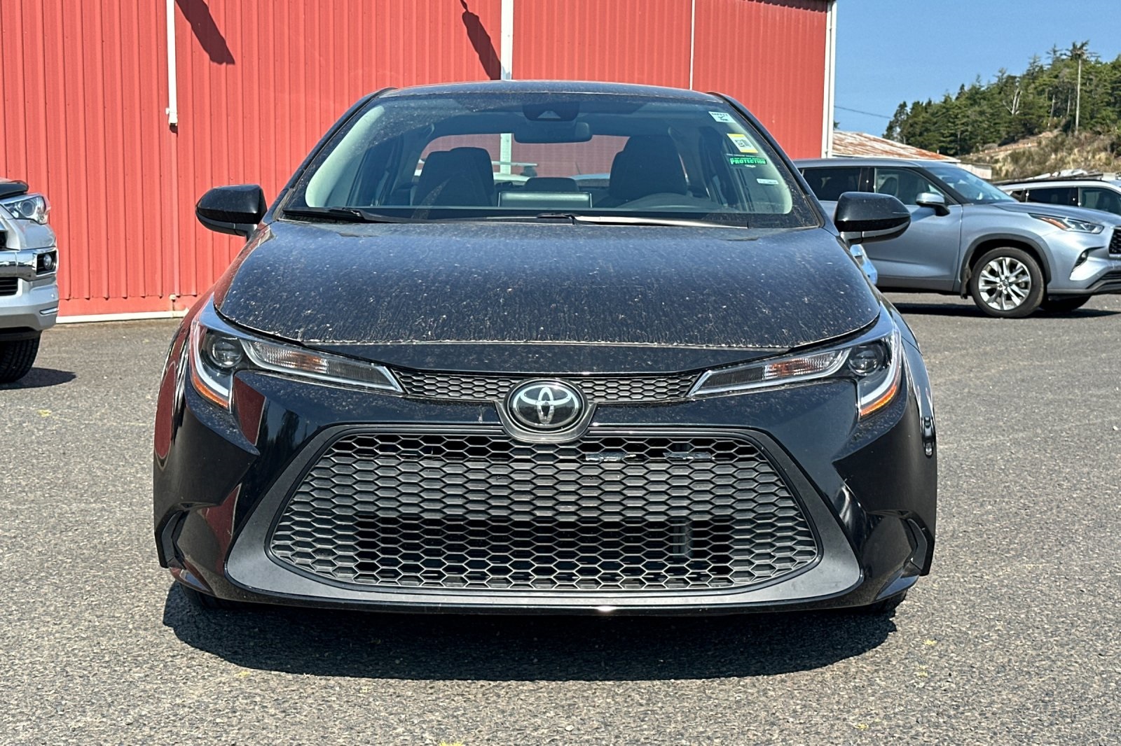 2021 Toyota Corolla LE photo 2