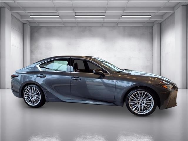 2025 Lexus IS 300 photo 2