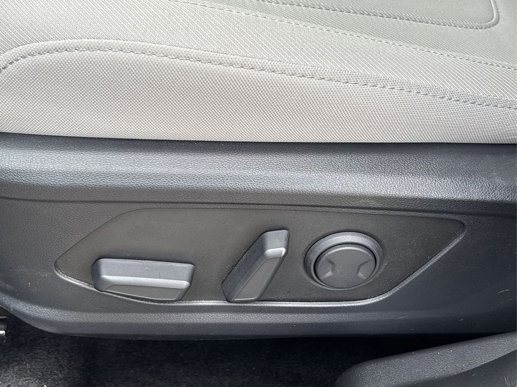 2025 Hyundai Tucson SEL photo 17