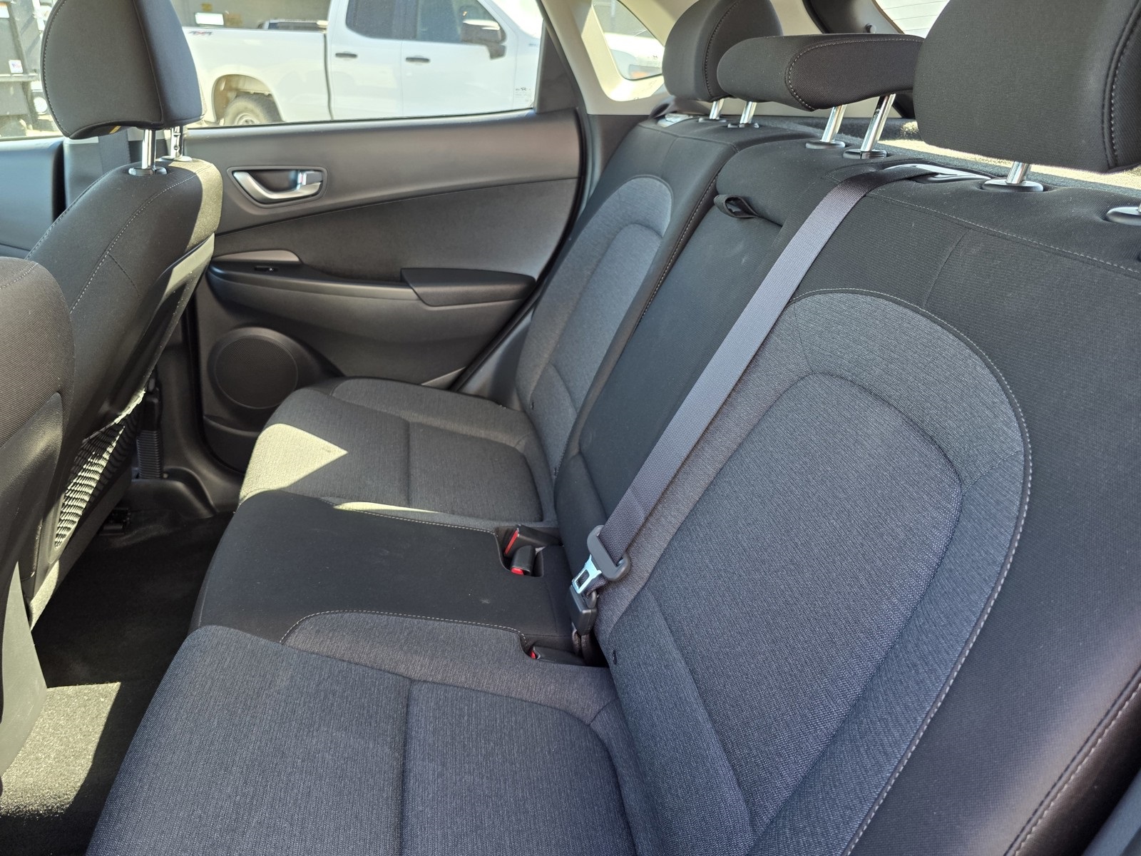 2022 Hyundai Kona Electric SEL photo 13