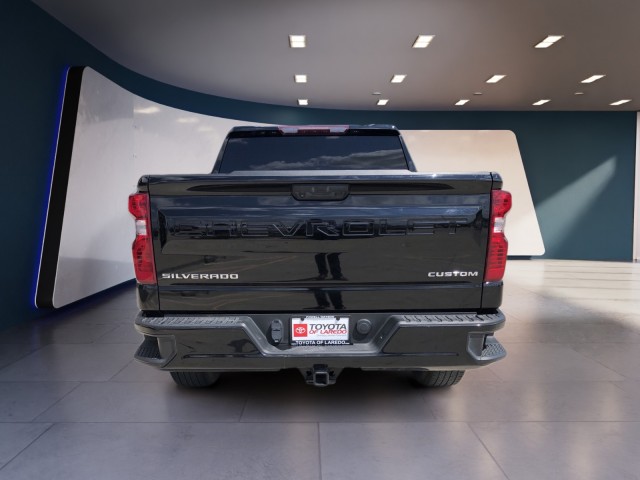 2022 Chevrolet Silverado 1500 Custom photo 3