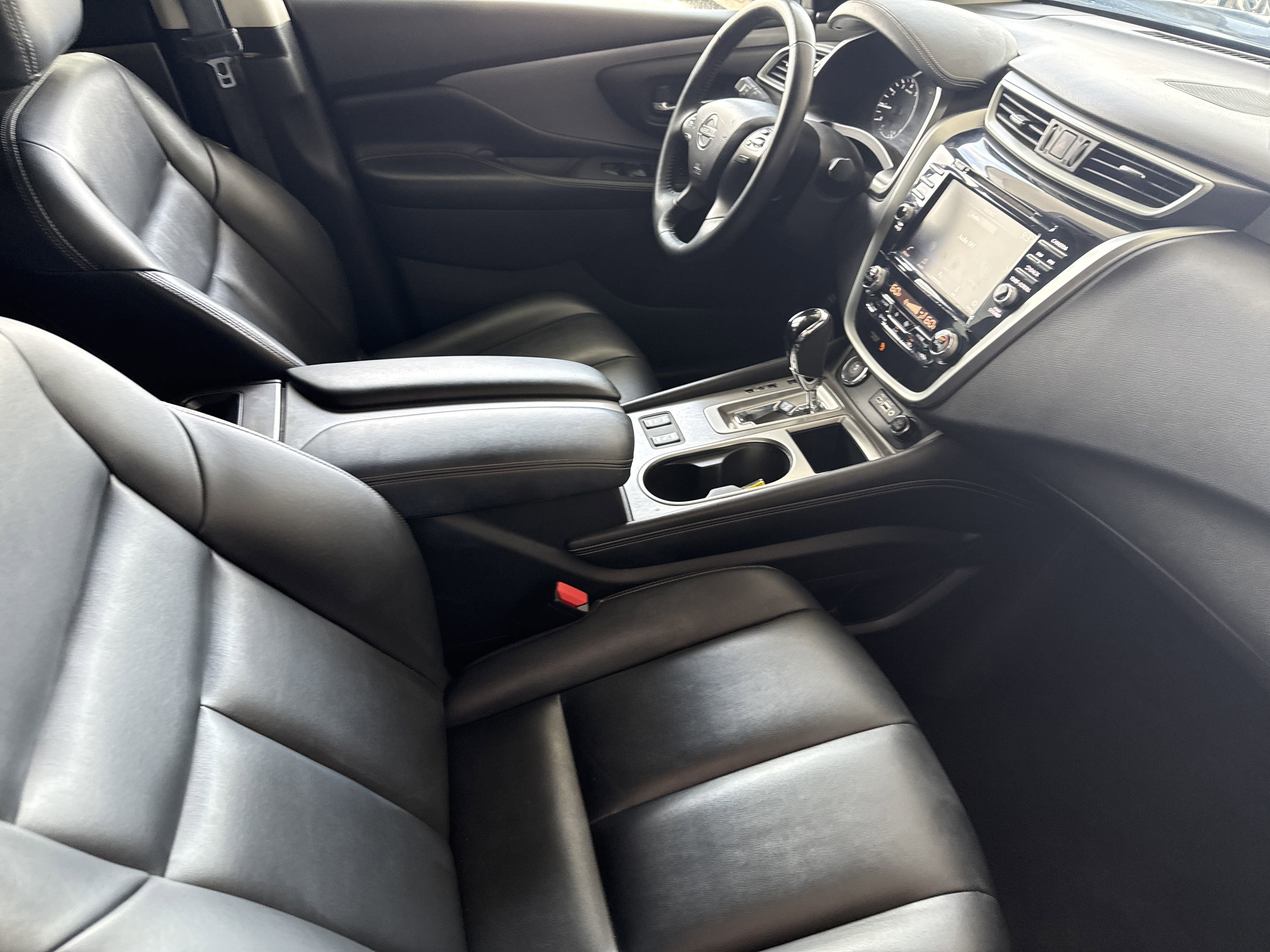 2023 Nissan Murano SV photo 9