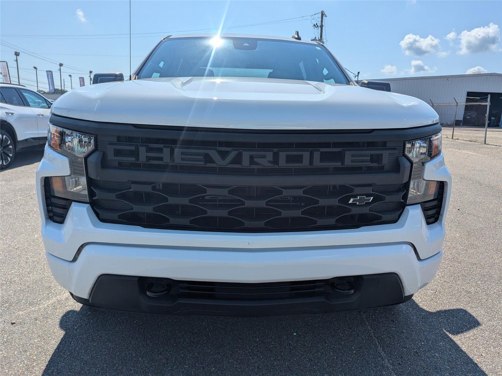2022 Chevrolet Silverado 1500 Custom photo 8