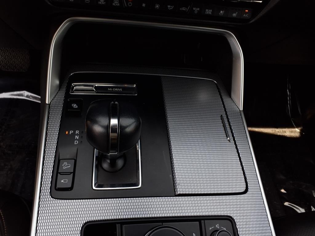 2024 Mazda CX-90 Premium Plus photo 10