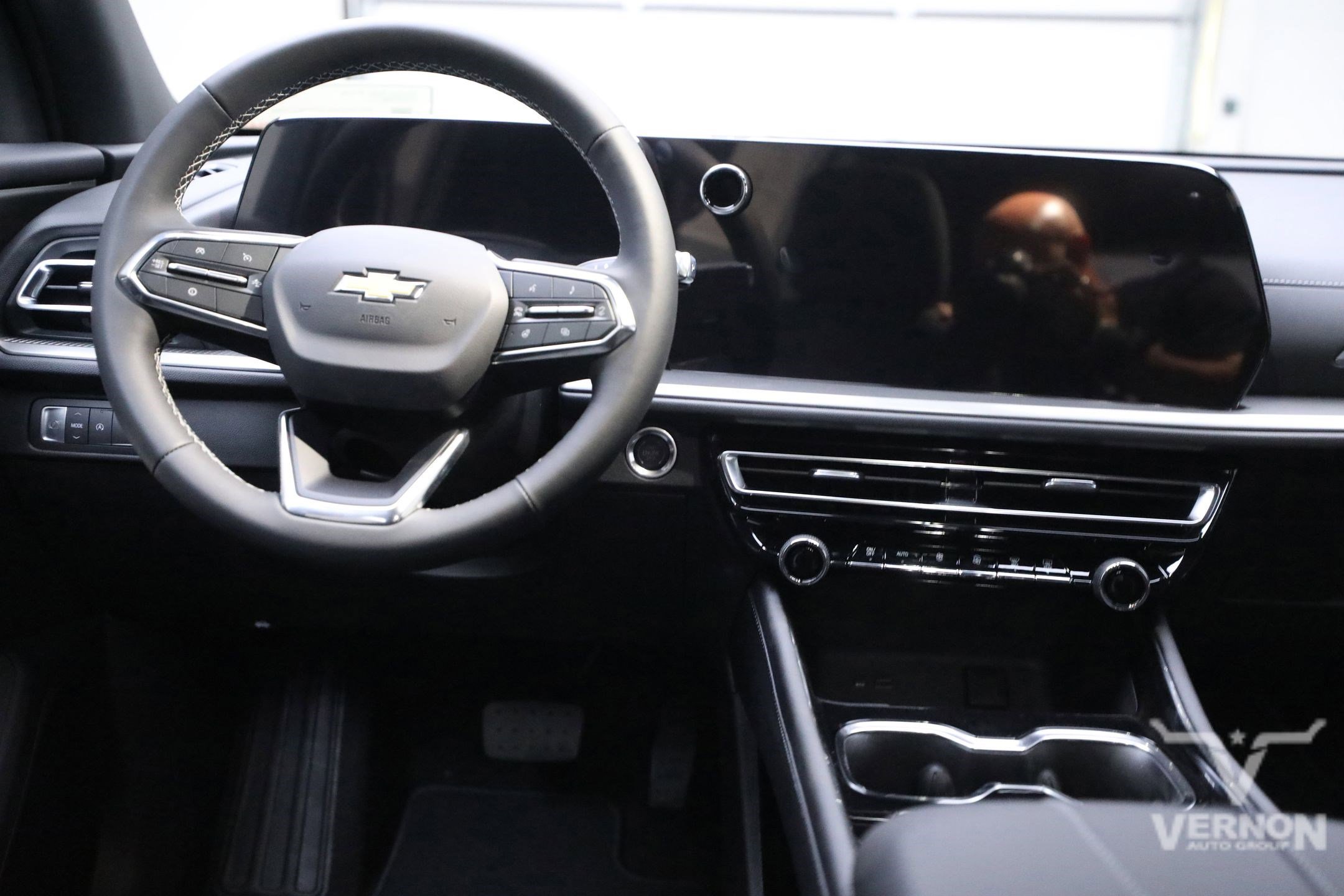 2026 Chevrolet Traverse photo 4